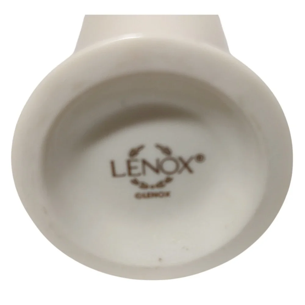 Lenox Bud Vase‎ Raised Dots Ivory with Gold Trim Rim Five Inches Textured